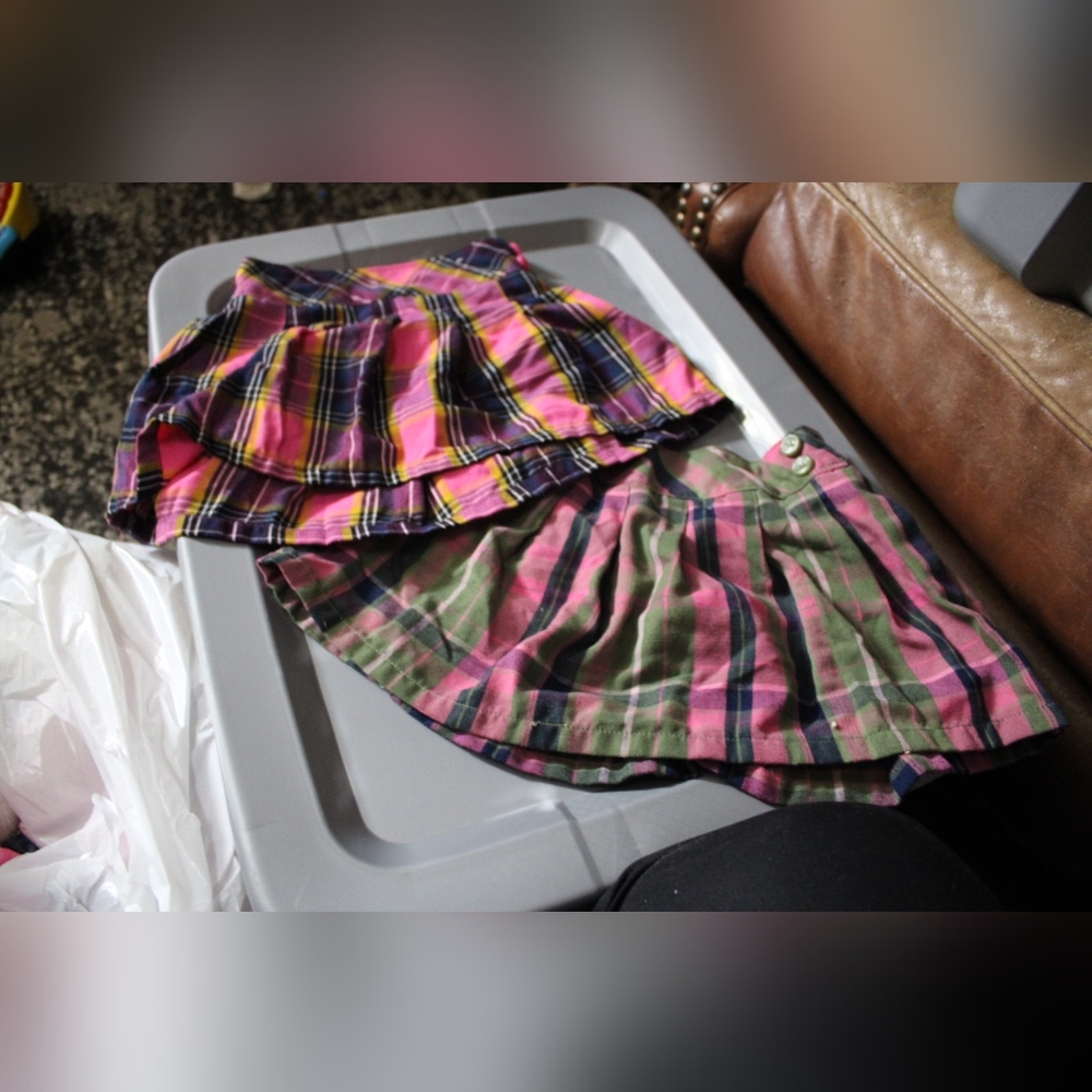 3T Garanimals skirts